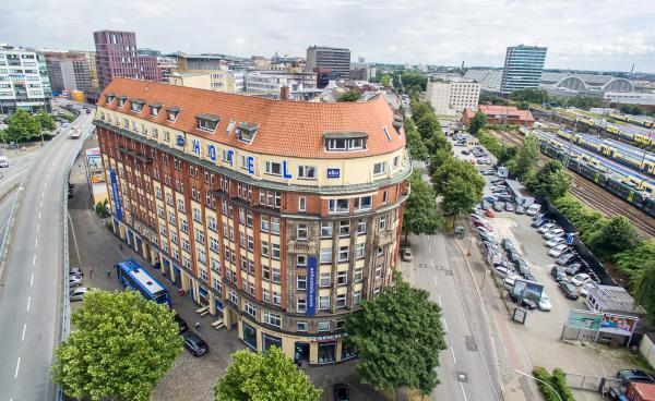 ao Hamburg HBF Fassade